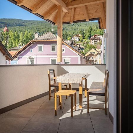 Central Home Apartment Ортизей Екстериор снимка